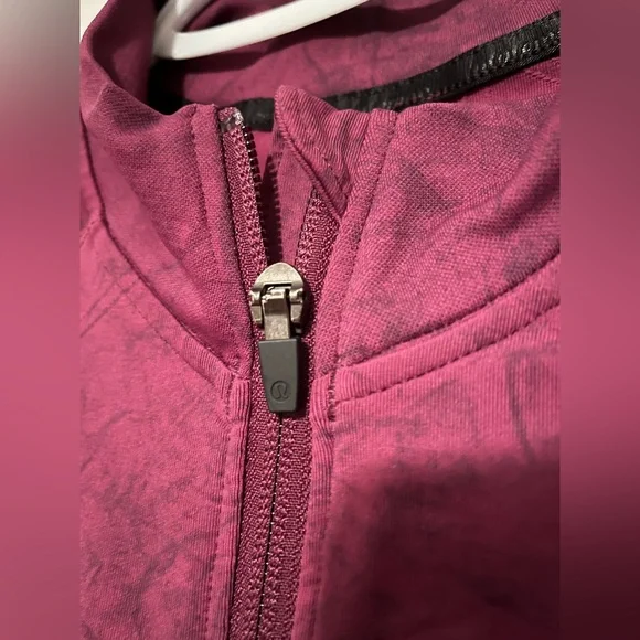 Lululemon Jacket - Picture 5 of 7